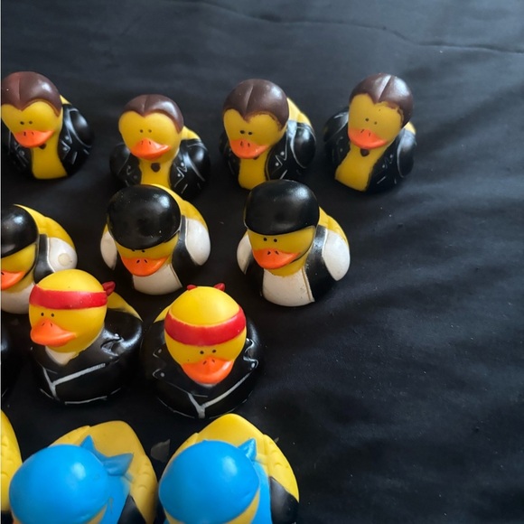 COMPLETE SET OF 12 Vintage Collectible RARE Biker Rubber Duckies - Picture 4 of 6